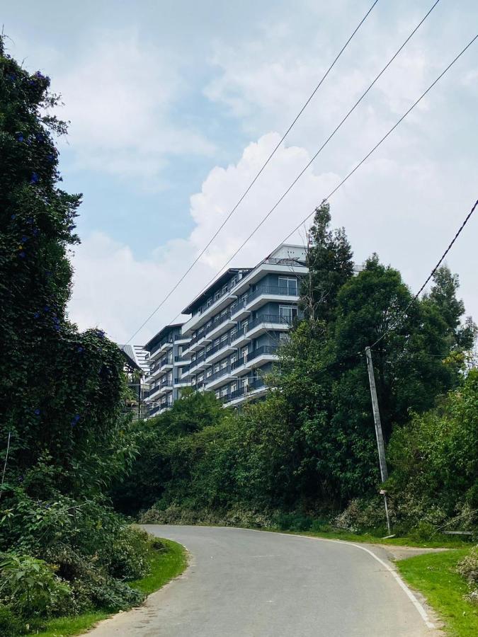 Grand Winterberry - Lake View Luxury Residence Nuwara Eliya Buitenkant foto