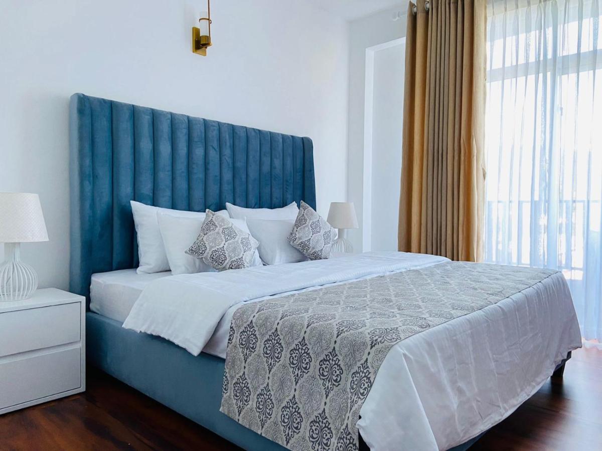 Grand Winterberry - Lake View Luxury Residence Nuwara Eliya Buitenkant foto