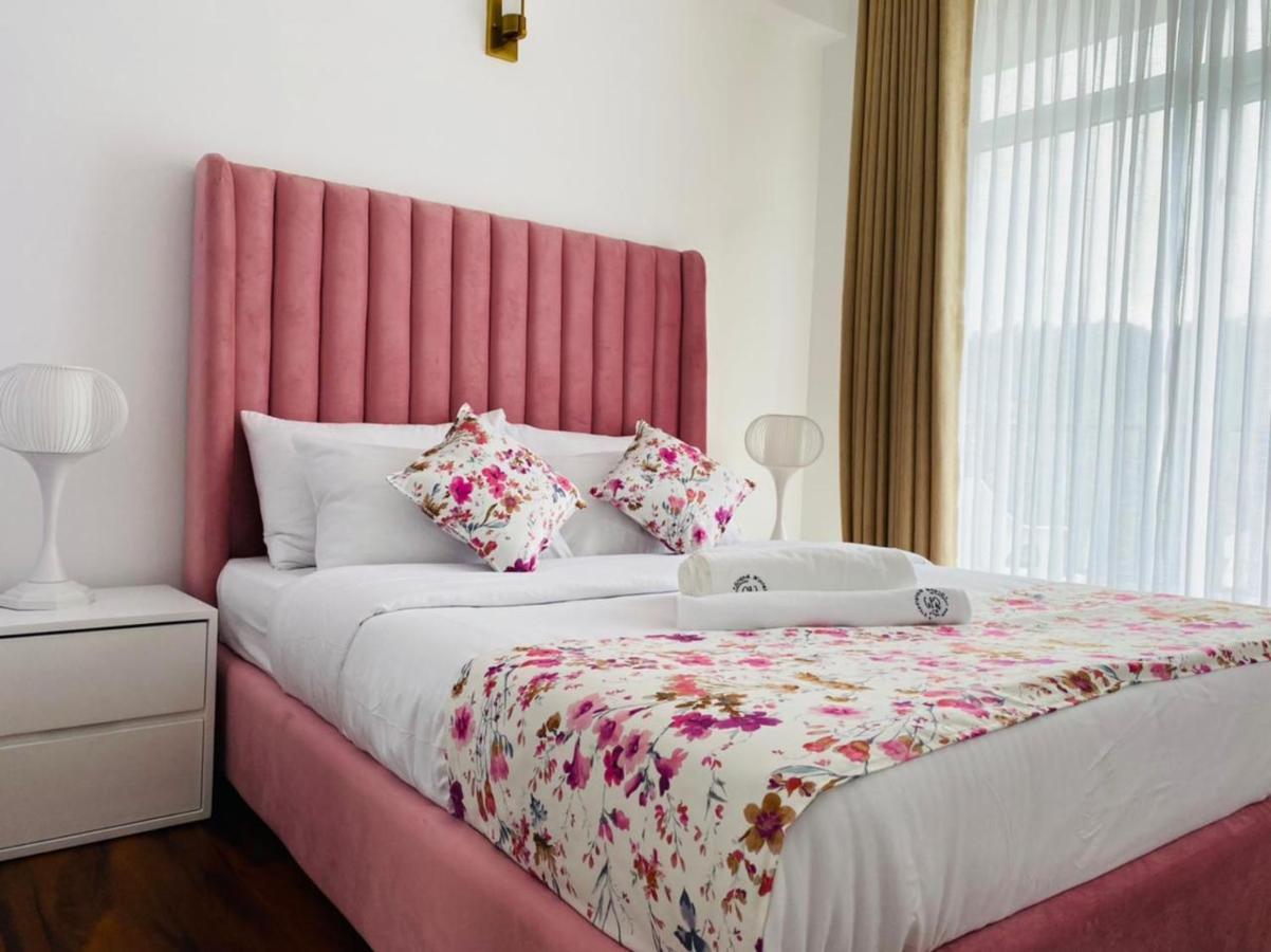 Grand Winterberry - Lake View Luxury Residence Nuwara Eliya Buitenkant foto