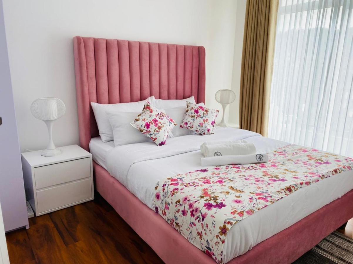 Grand Winterberry - Lake View Luxury Residence Nuwara Eliya Buitenkant foto